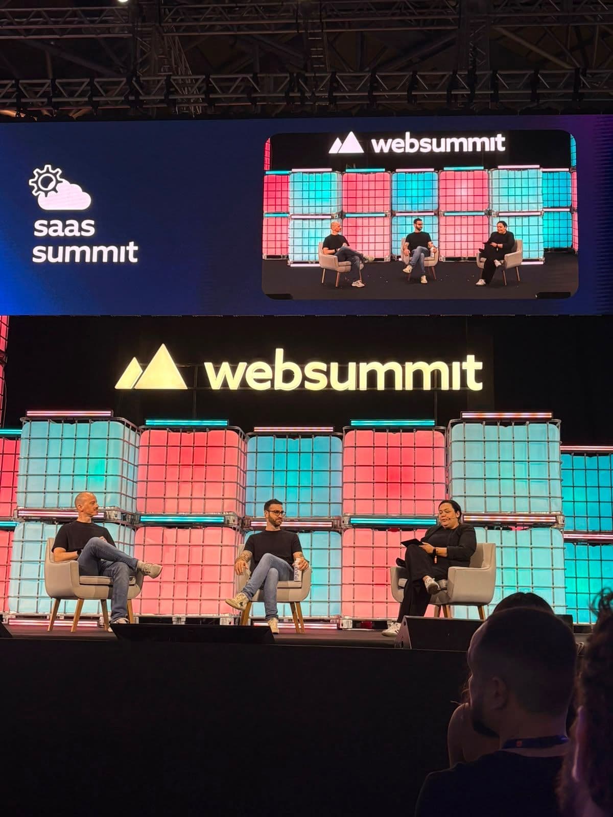 Conversa no palco do Web Summit